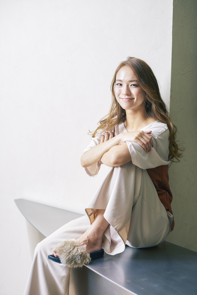 新曲 Let It Fly が話題のleolaにとってinstagramとは 私の思い出ブック Frigater