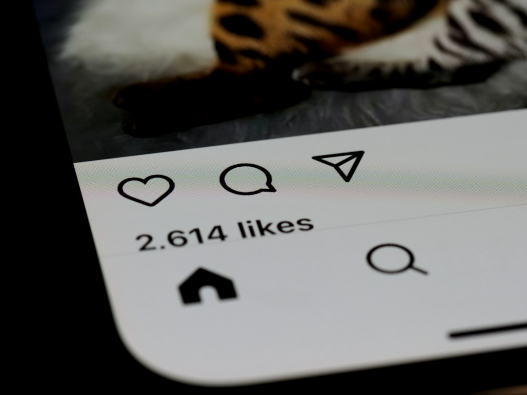 インスタのいいねを取り消す方法｜間違えて押した時に相手にバレる？通知は消える？過去のいいねをまとめて消す手順【2026年版】